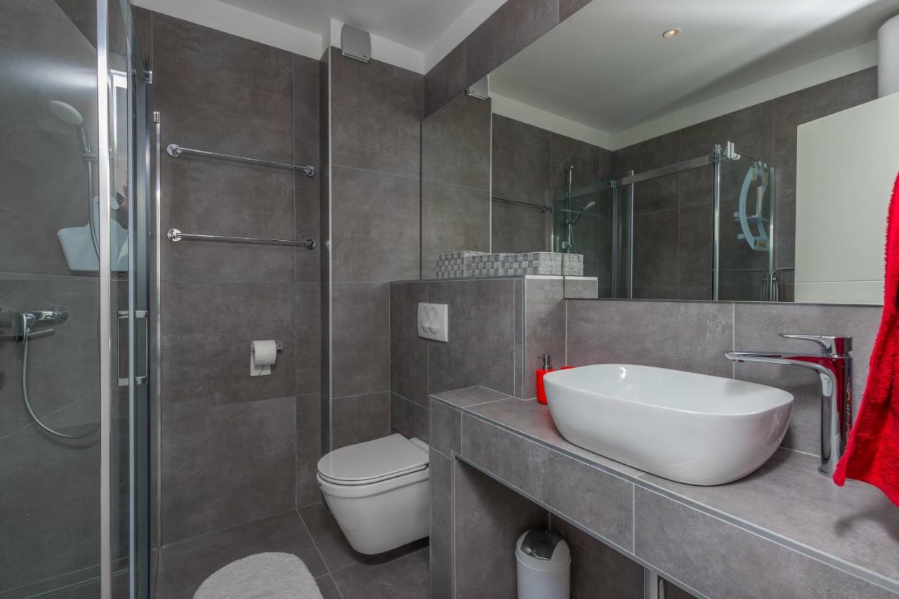 Apartments Tatjana Selce Dış mekan fotoğraf